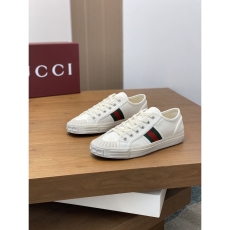 Gucci Low Shoes